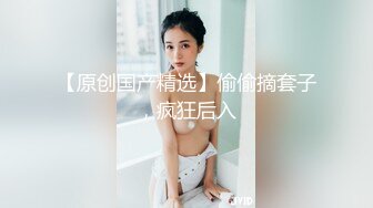 【新片速遞】   胡子大叔上门约操还有几分姿势的熟女同事完美露脸