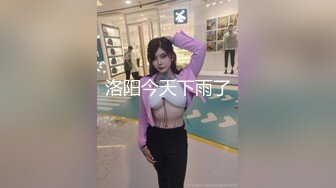 E奶女友做愛到一半生氣的說：「不要拍啦！」，我先體外射一發再繼續抽插！