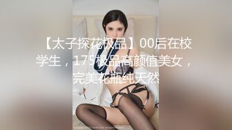  无情的屌丶约操肉感外围骚女，推到埋头舔骚逼，怼着肥穴一顿操，大肥臀往下猛砸