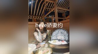   姐妹花小M找主人和3个吊丝男群P 今天换了几套内衣