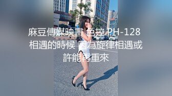  丝袜高跟露脸人妻在家让大哥各种调教，深喉大鸡巴揉奶玩逼，捆起来无套爆草