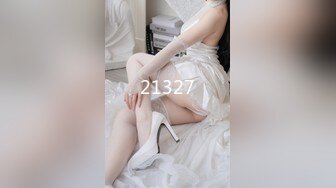 漂亮美女3P 深喉抠逼各种凌掳玩弄 眼泪鼻涕不停 被连续轮流无套猛怼抽搐 白浆四溢 内射小粉穴