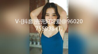  推油按摩女客户挑弄敏感乳头极痒无比小穴直流白浆，只能用粗大肉棒解痒止水干到双腿都合不上了M字大大张开